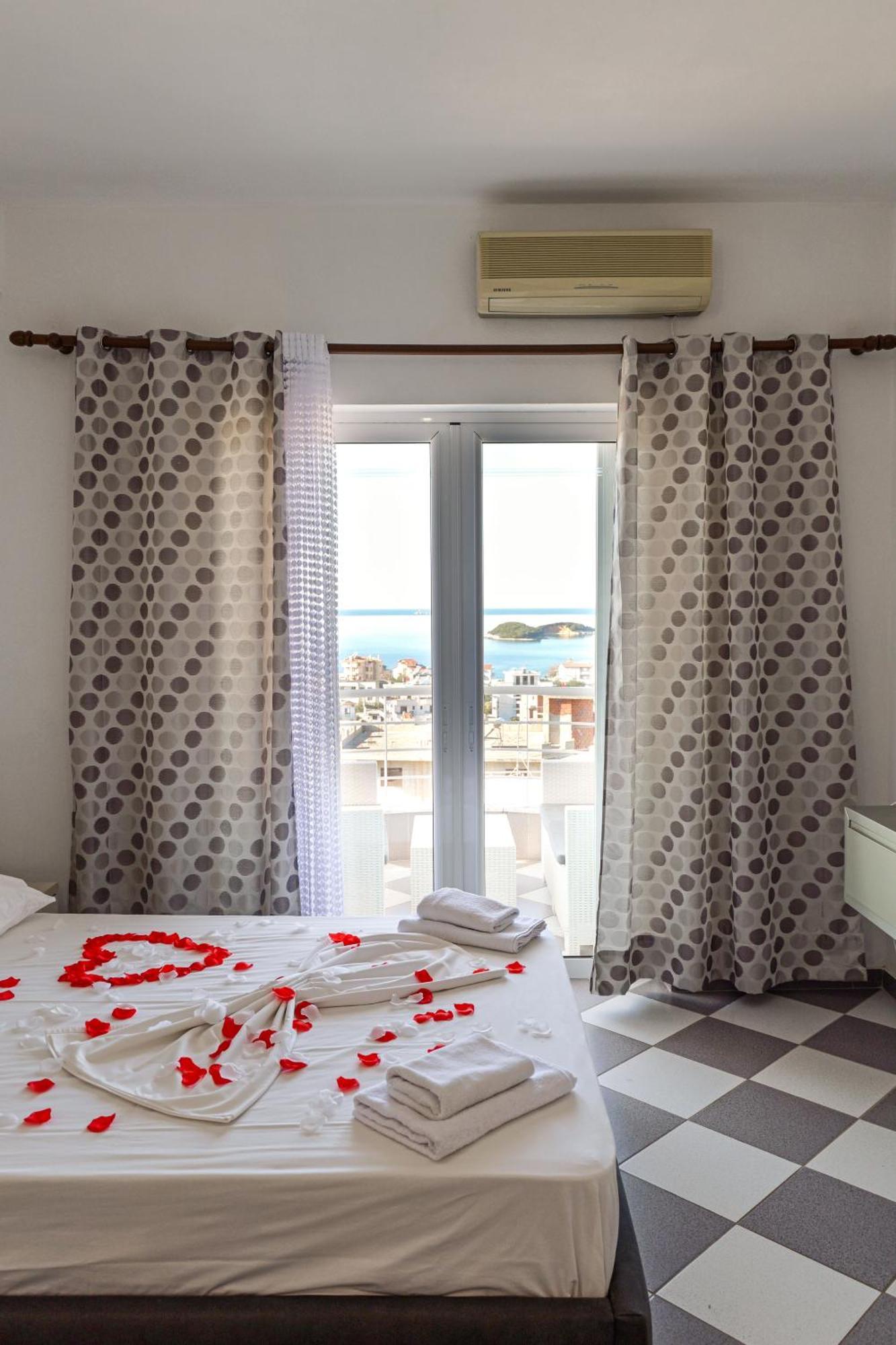 Seaview Apartaments Ksamil Exterior foto